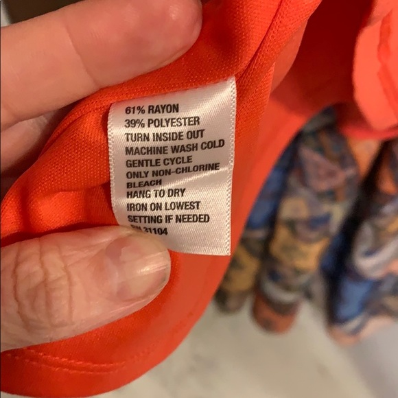 Red Camel size medium dress - Picture 9 of 9